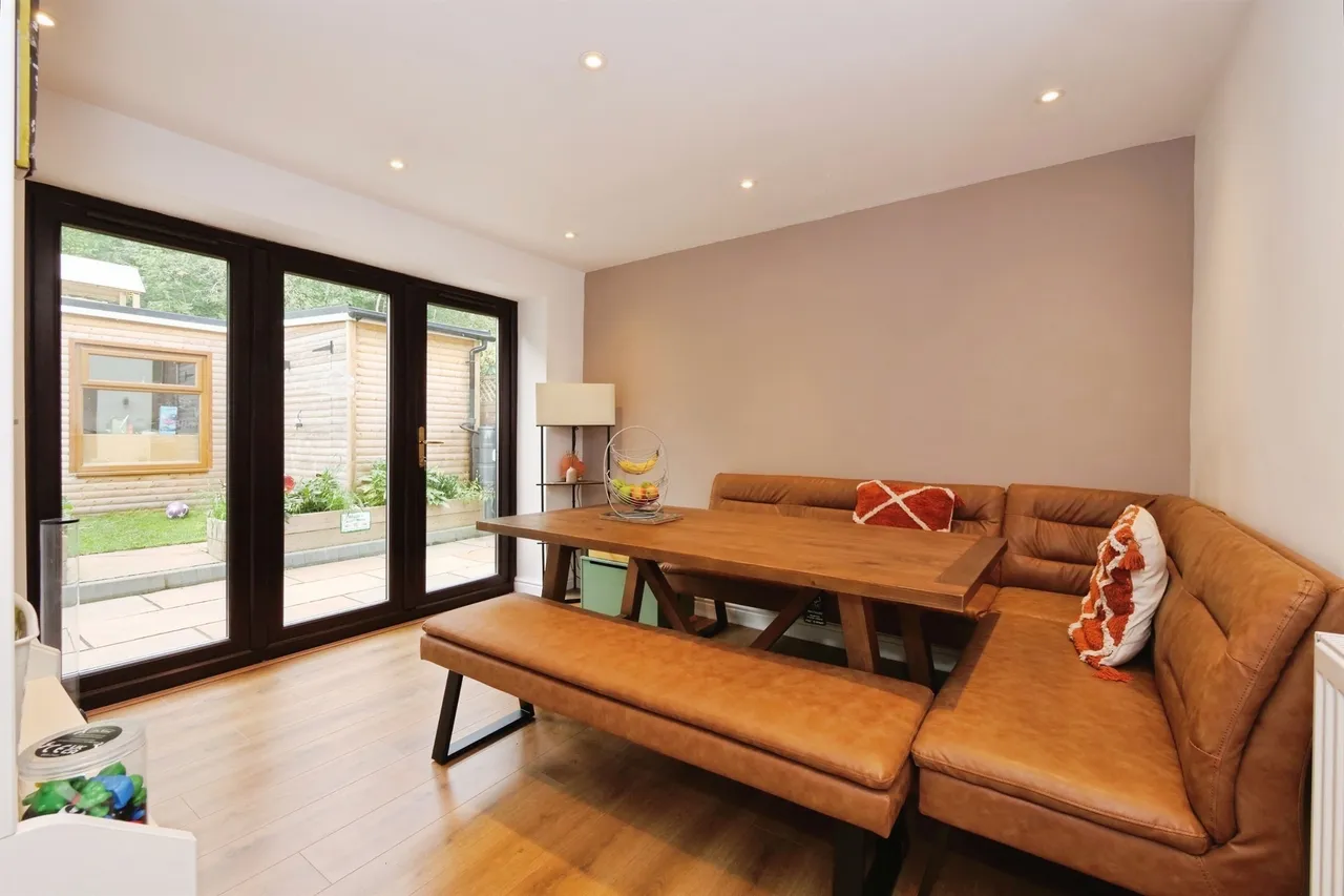 Brecon Heights Ebbw Vale, NP23, photo 4