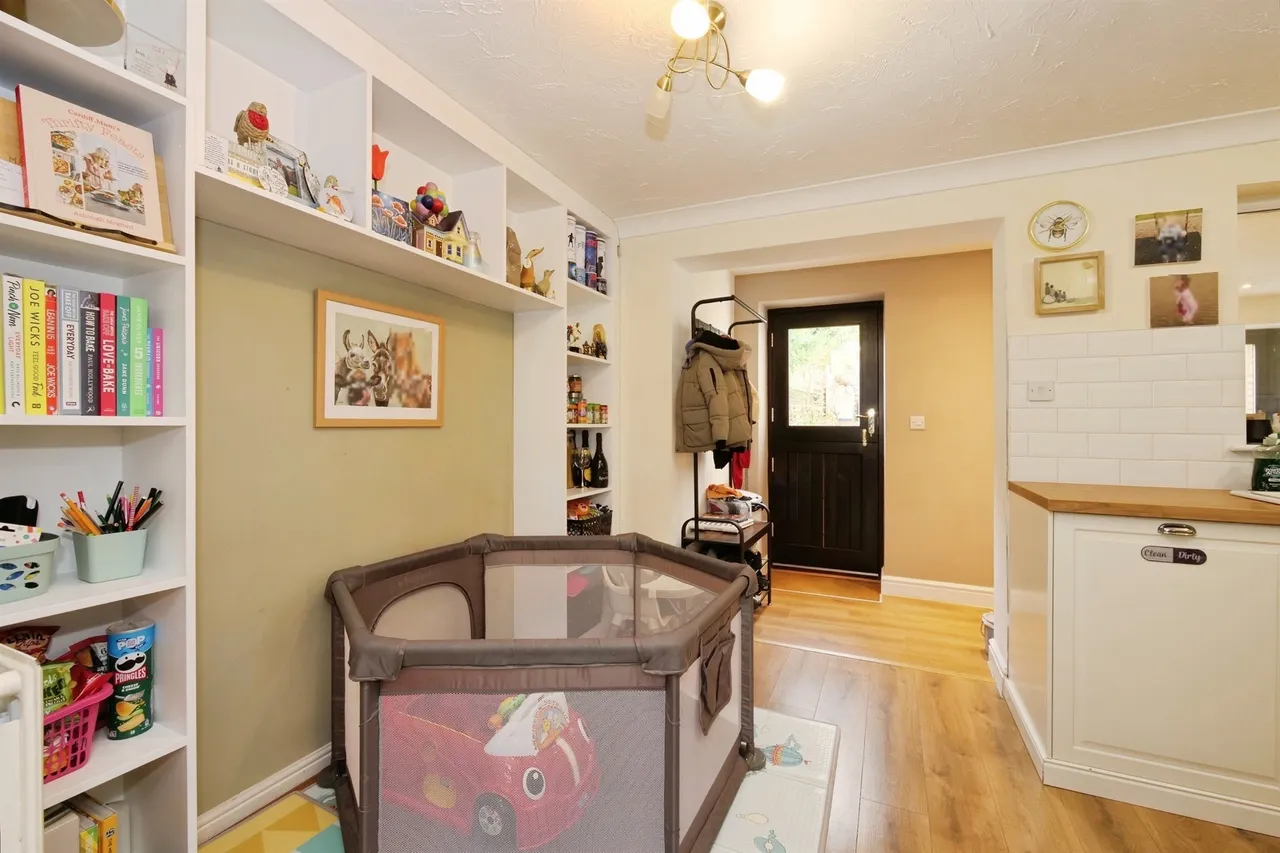 Brecon Heights Ebbw Vale, NP23, photo 14