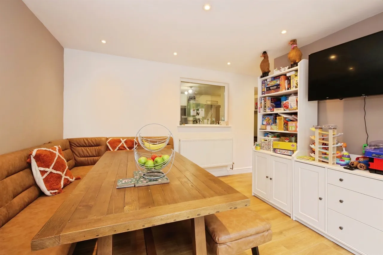 Brecon Heights Ebbw Vale, NP23, photo 13