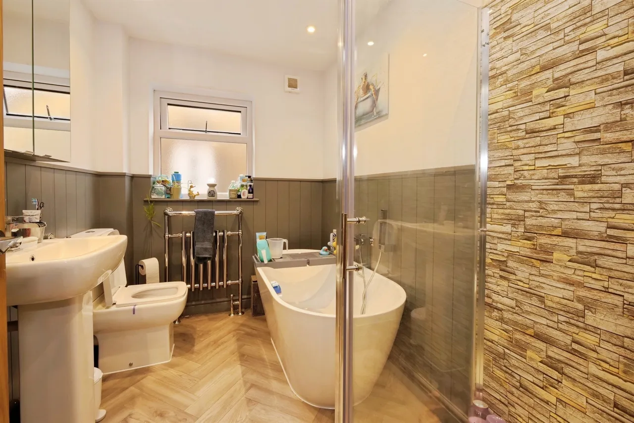 Brecon Heights Ebbw Vale, NP23, photo 6