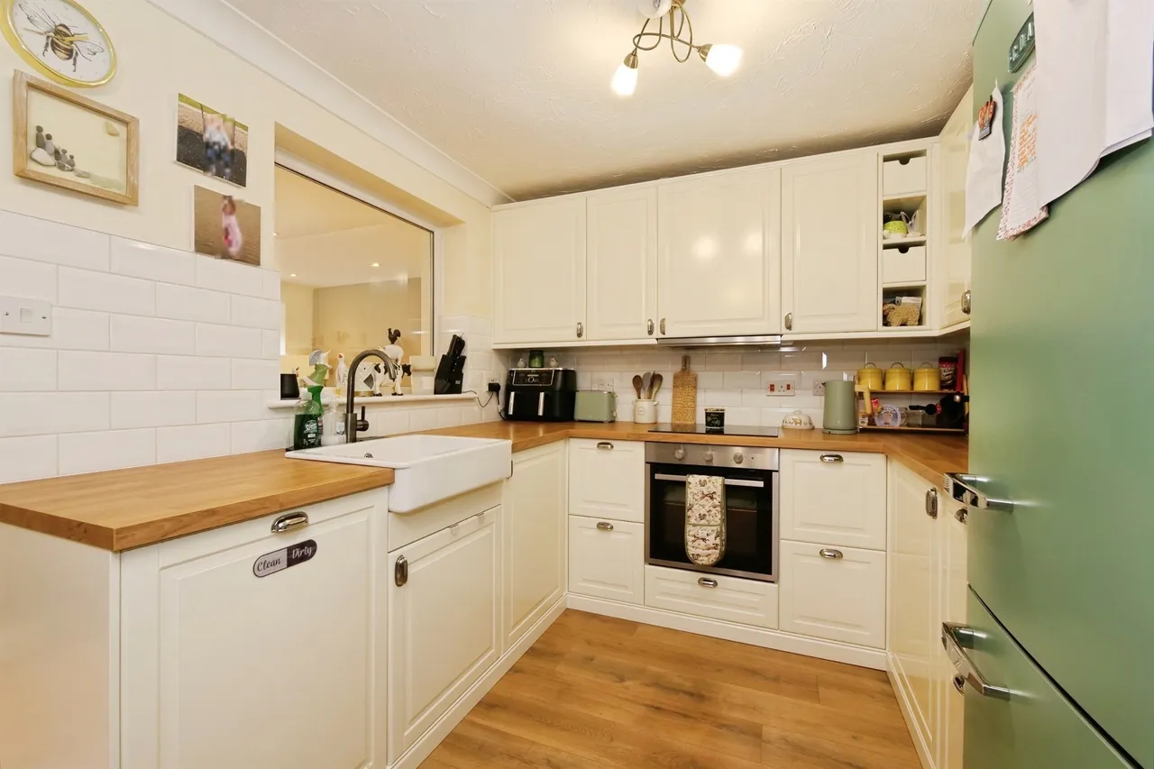 Brecon Heights Ebbw Vale, NP23, photo 12