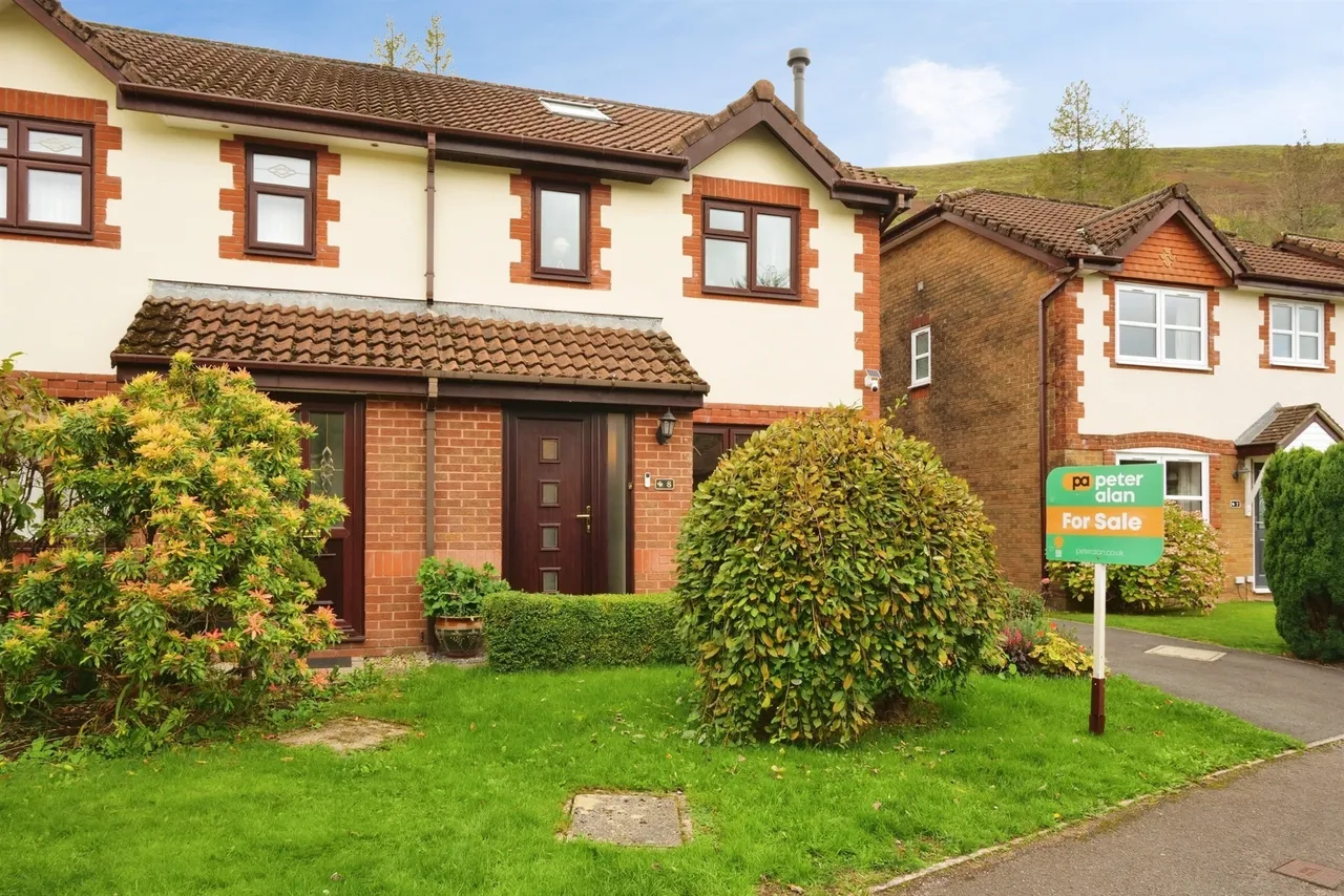 Brecon Heights Ebbw Vale, NP23, photo 31