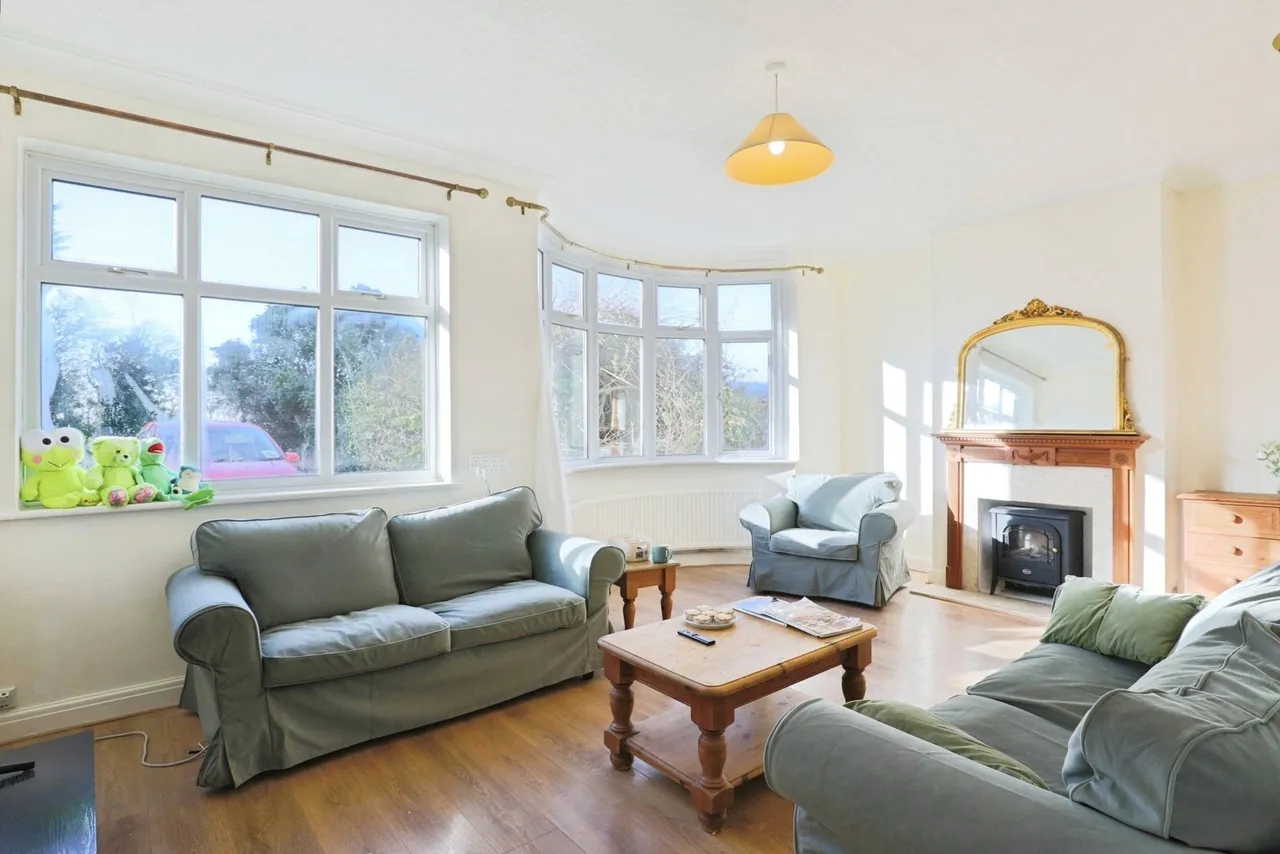 Evesham Road, Broadway, WR12, photo 5