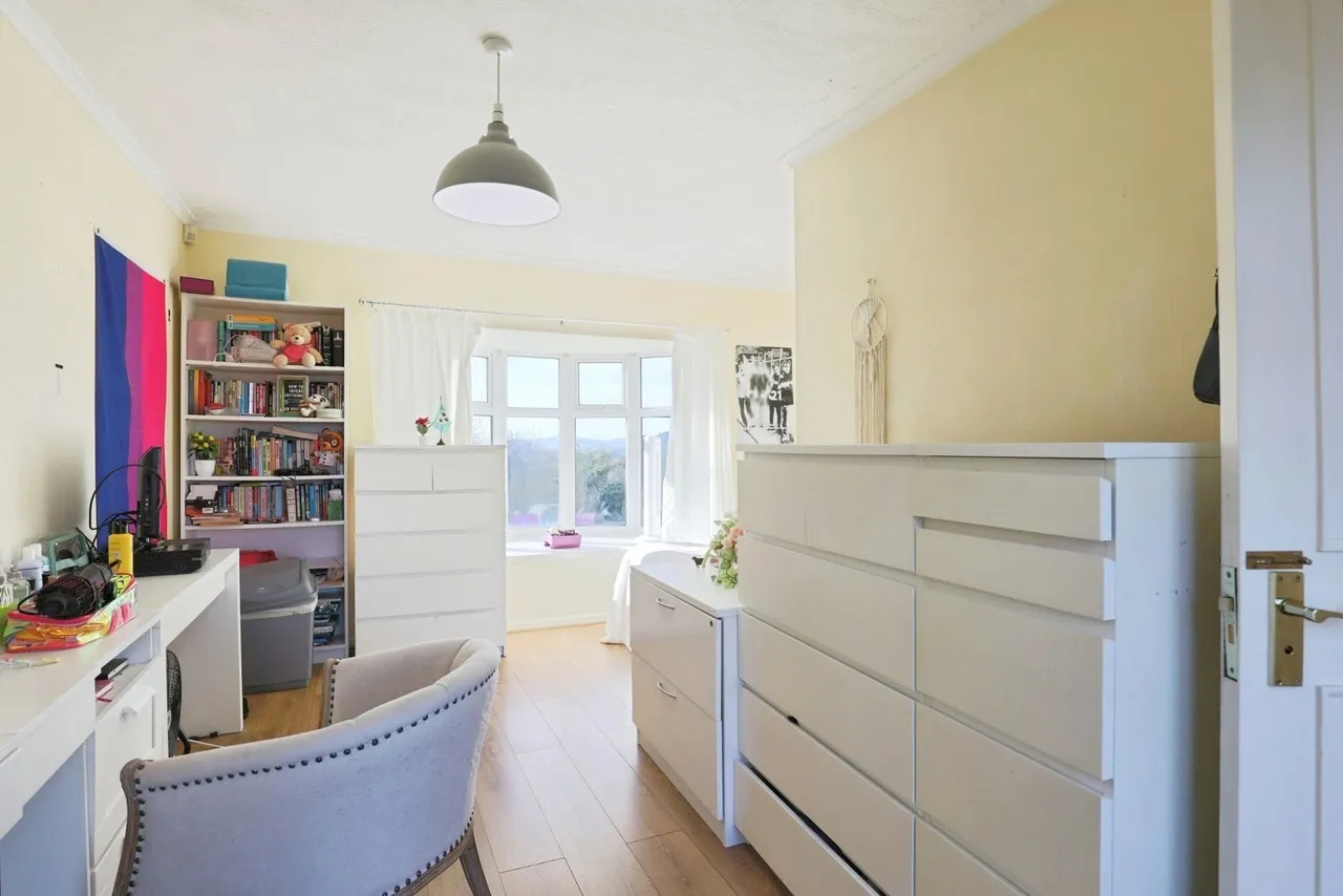 Evesham Road, Broadway, WR12, photo 9