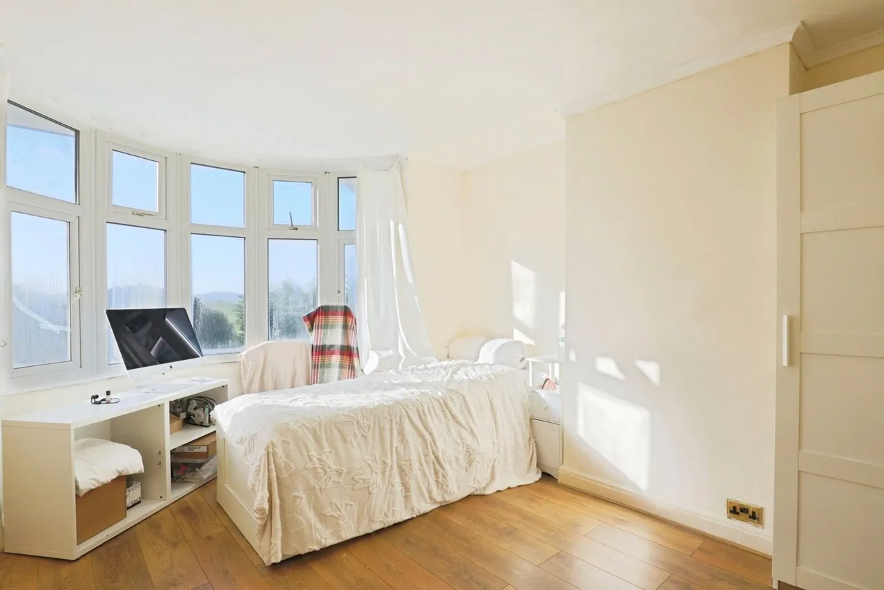 Evesham Road, Broadway, WR12, photo 7