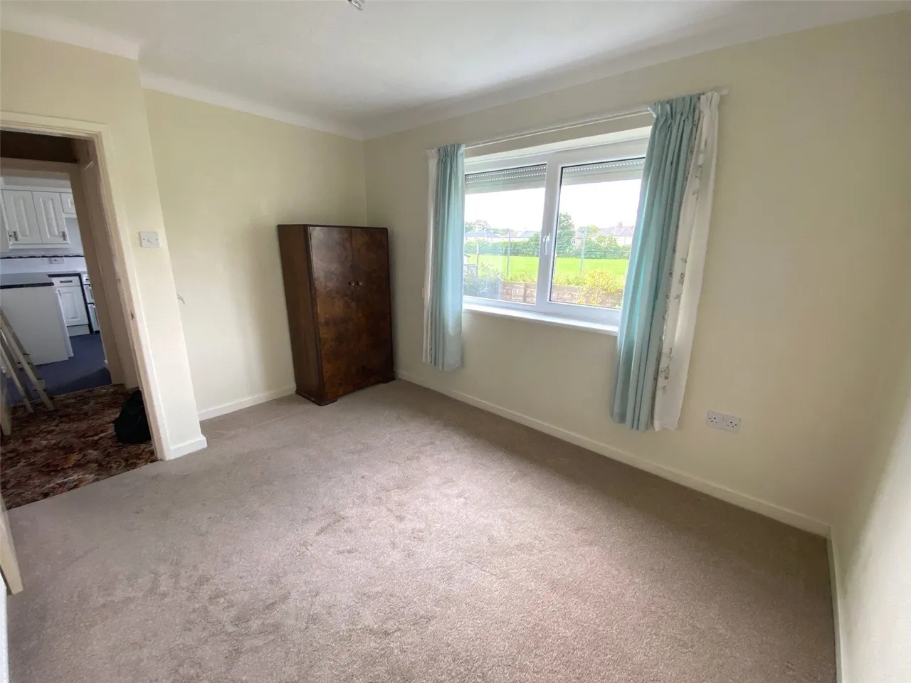 Clevelands Avenue, Morecambe, LA3, photo 15