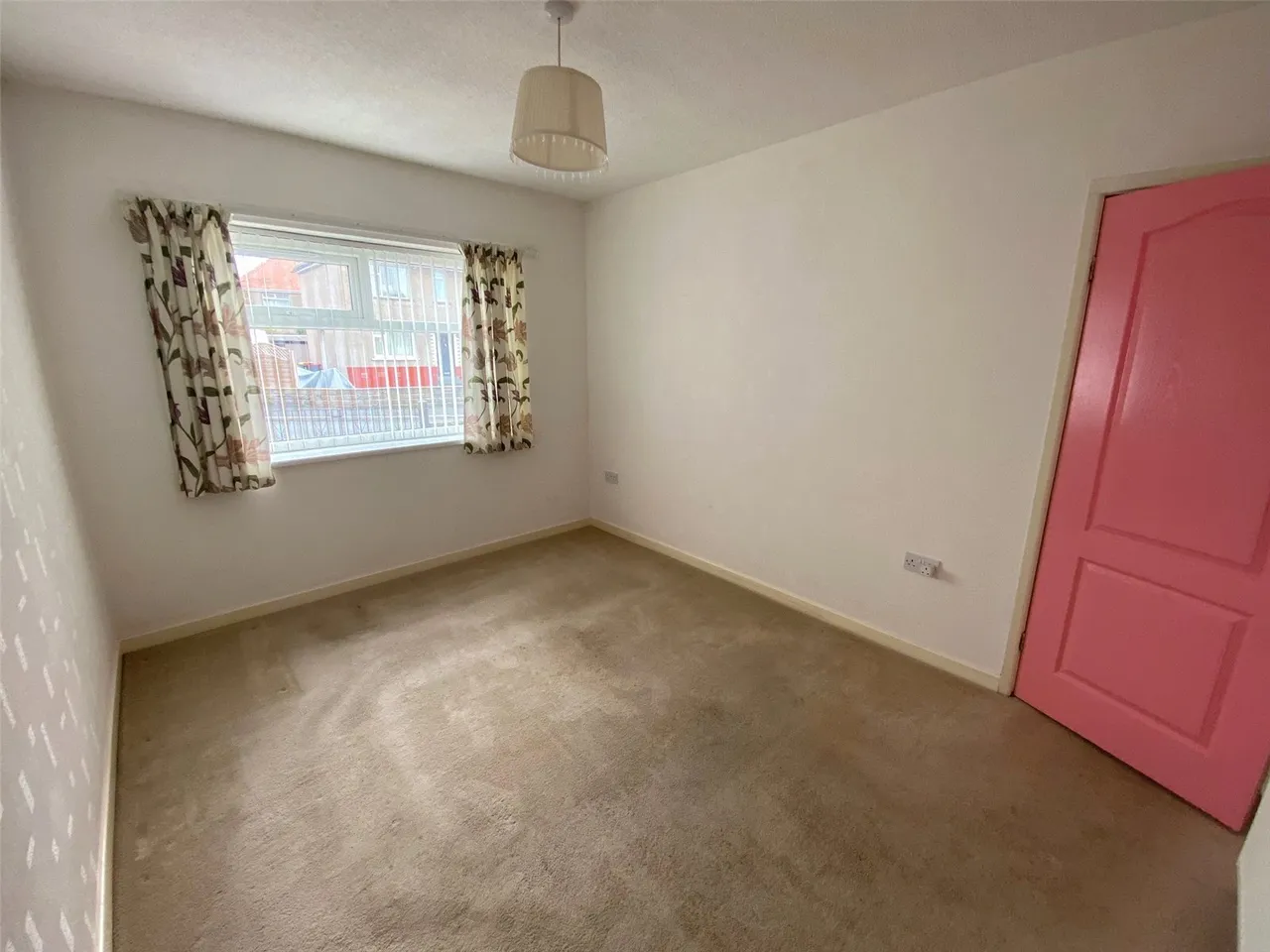 Clevelands Avenue, Morecambe, LA3, photo 13