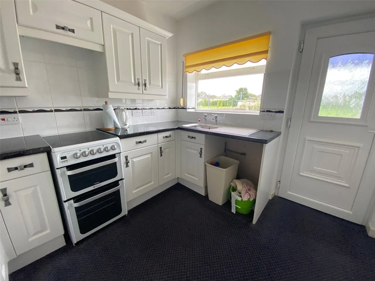 Clevelands Avenue, Morecambe, LA3, photo 9