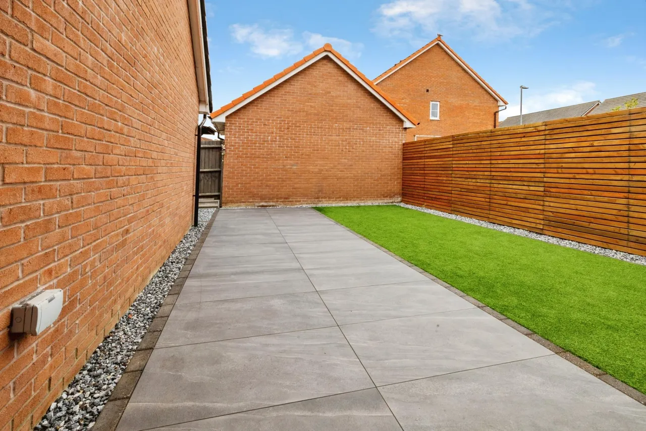 Caesar Road, North Hykeham, LN6, photo 19