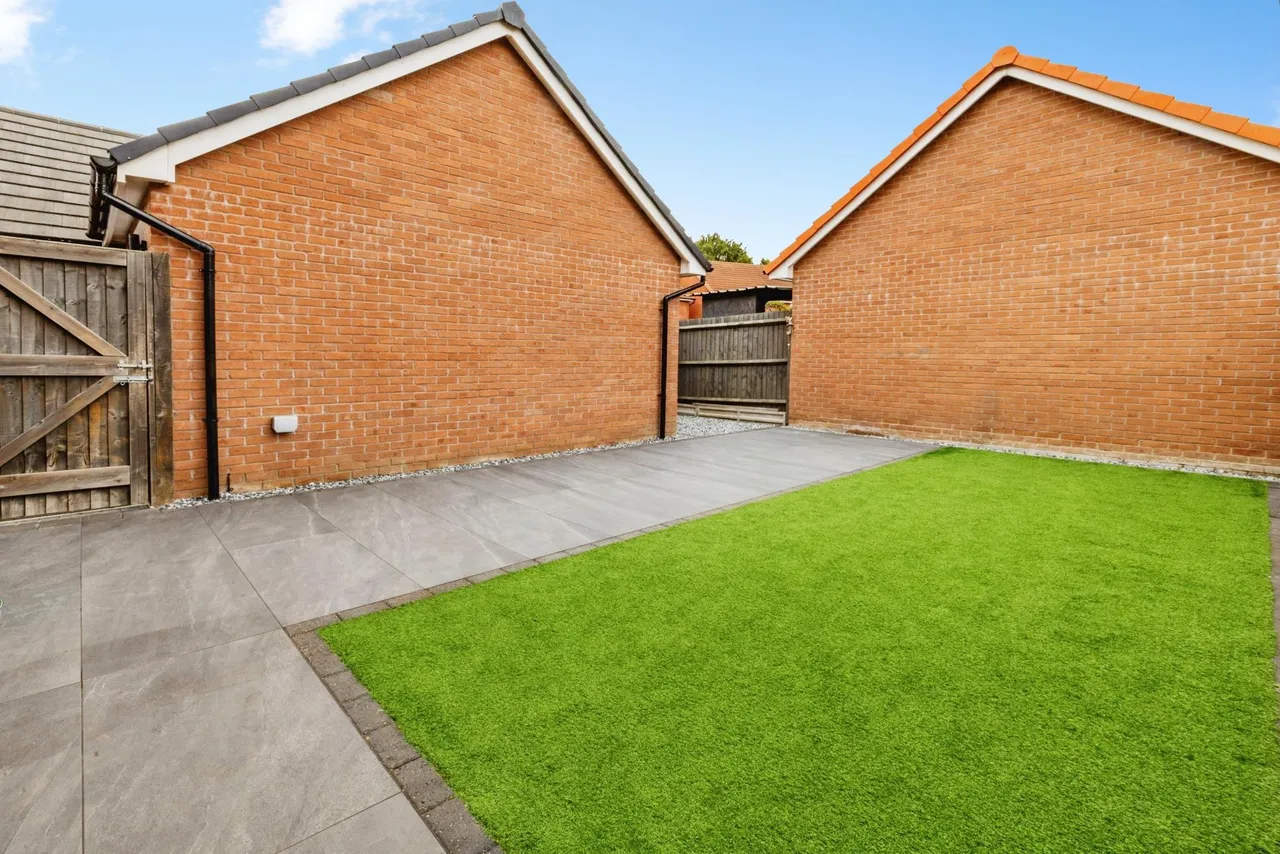 Caesar Road, North Hykeham, LN6, photo 17