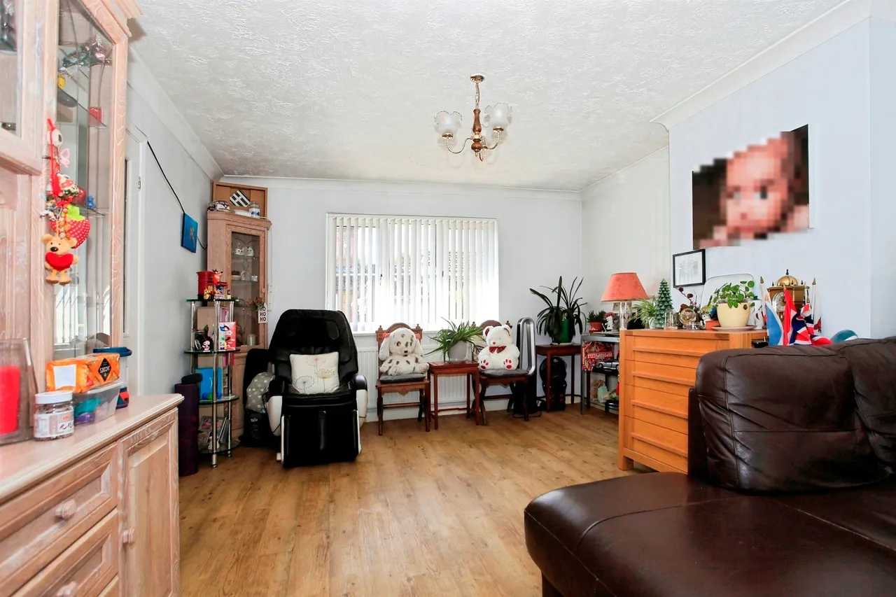Tarrant Peterborough, PE4, photo 2