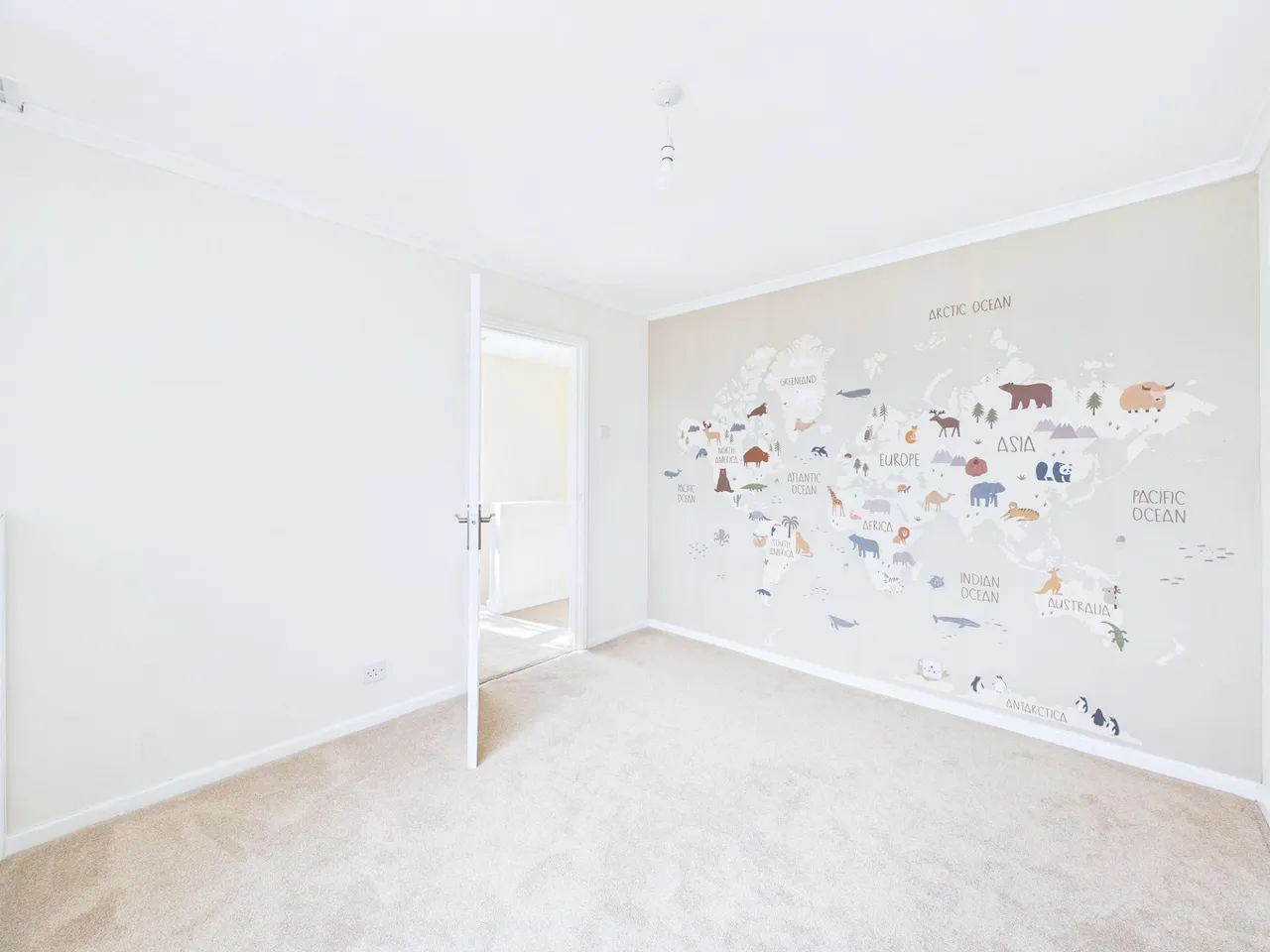 Meadowcroft, Sutton, WA9, photo 24