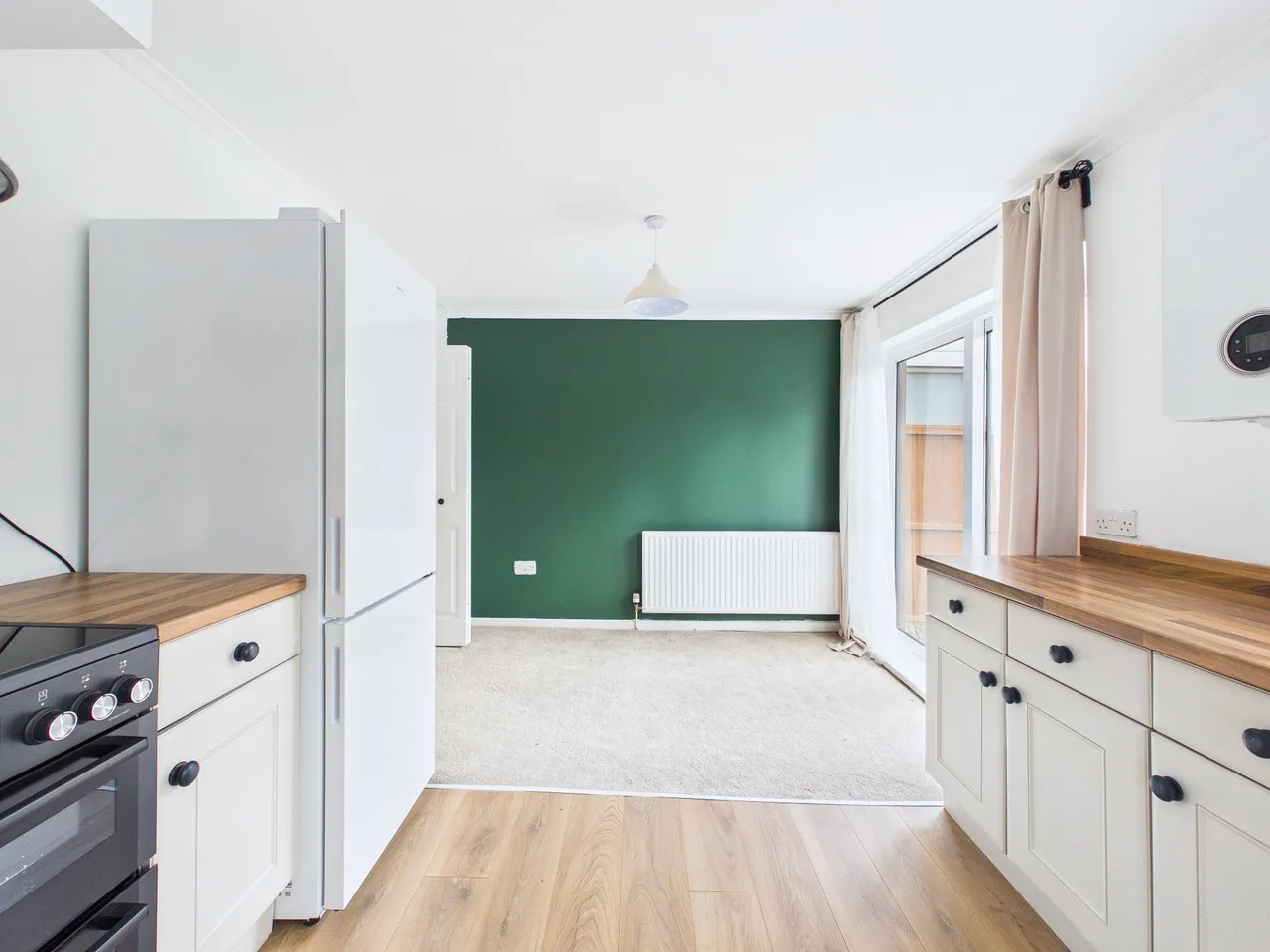 Meadowcroft, Sutton, WA9, photo 13