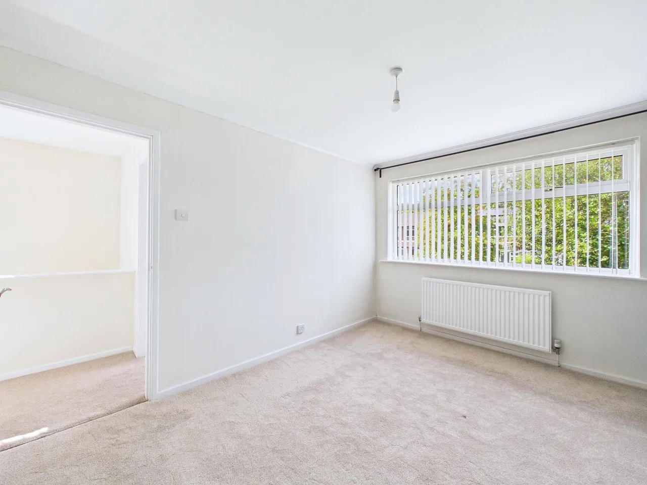 Meadowcroft, Sutton, WA9, photo 17