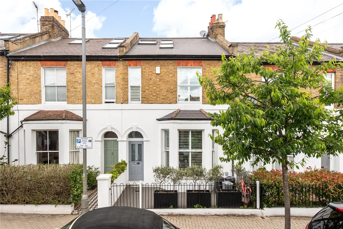 3 bed house for sale, Nottingham Road, London, SW17