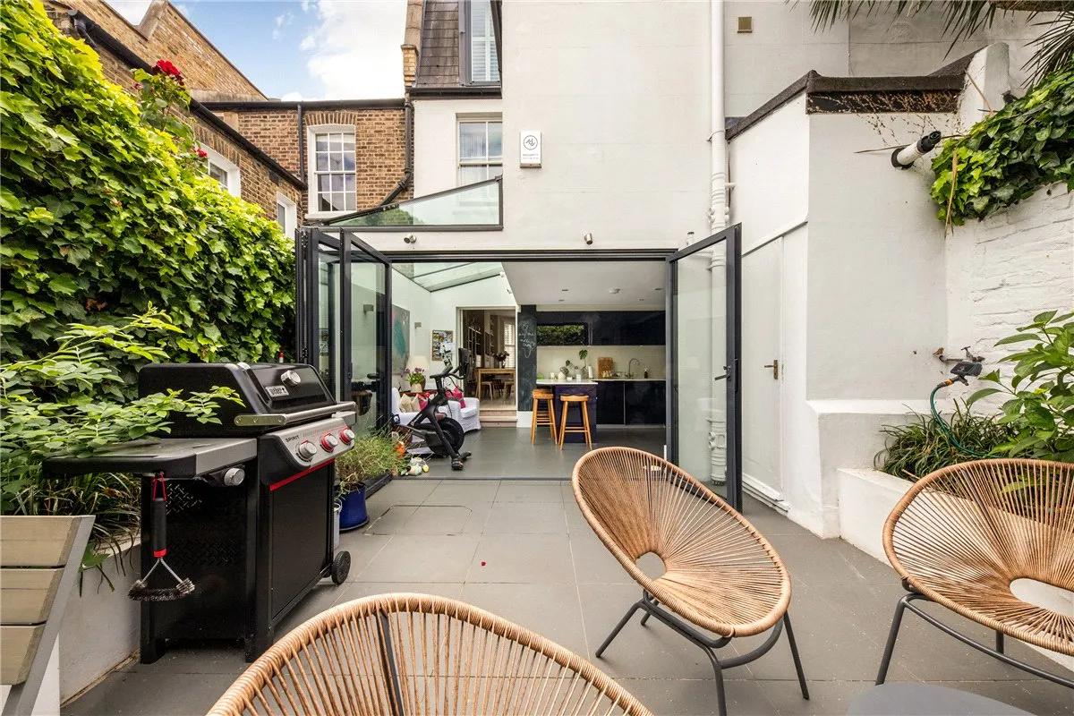 Nottingham Road, London, SW17, photo 5
