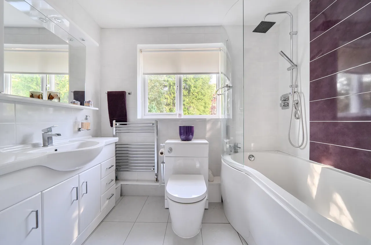 Kilmartin Gardens, Frimley, Camberley, Surrey, GU16 8XL, photo 19