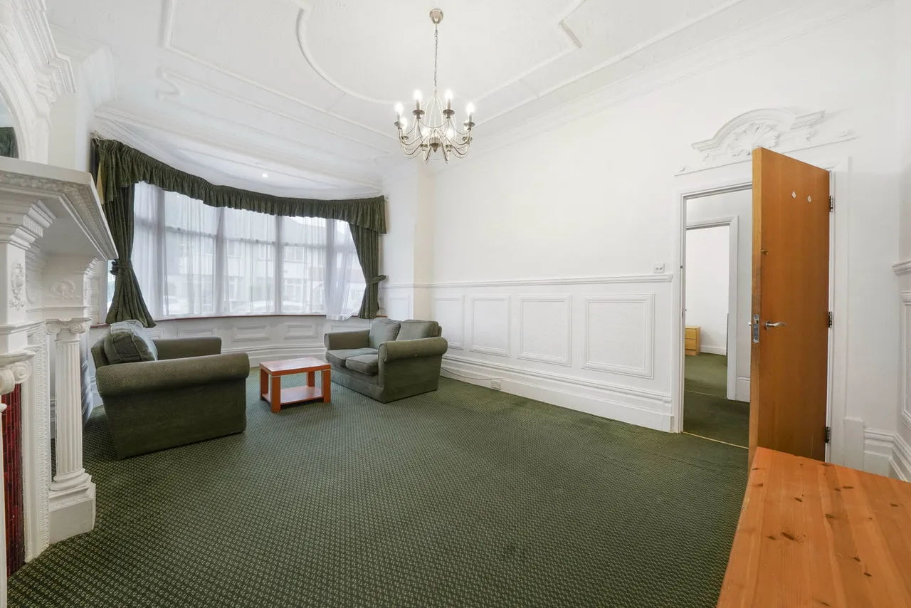 Heber Road, London, NW2 6AA, photo 3