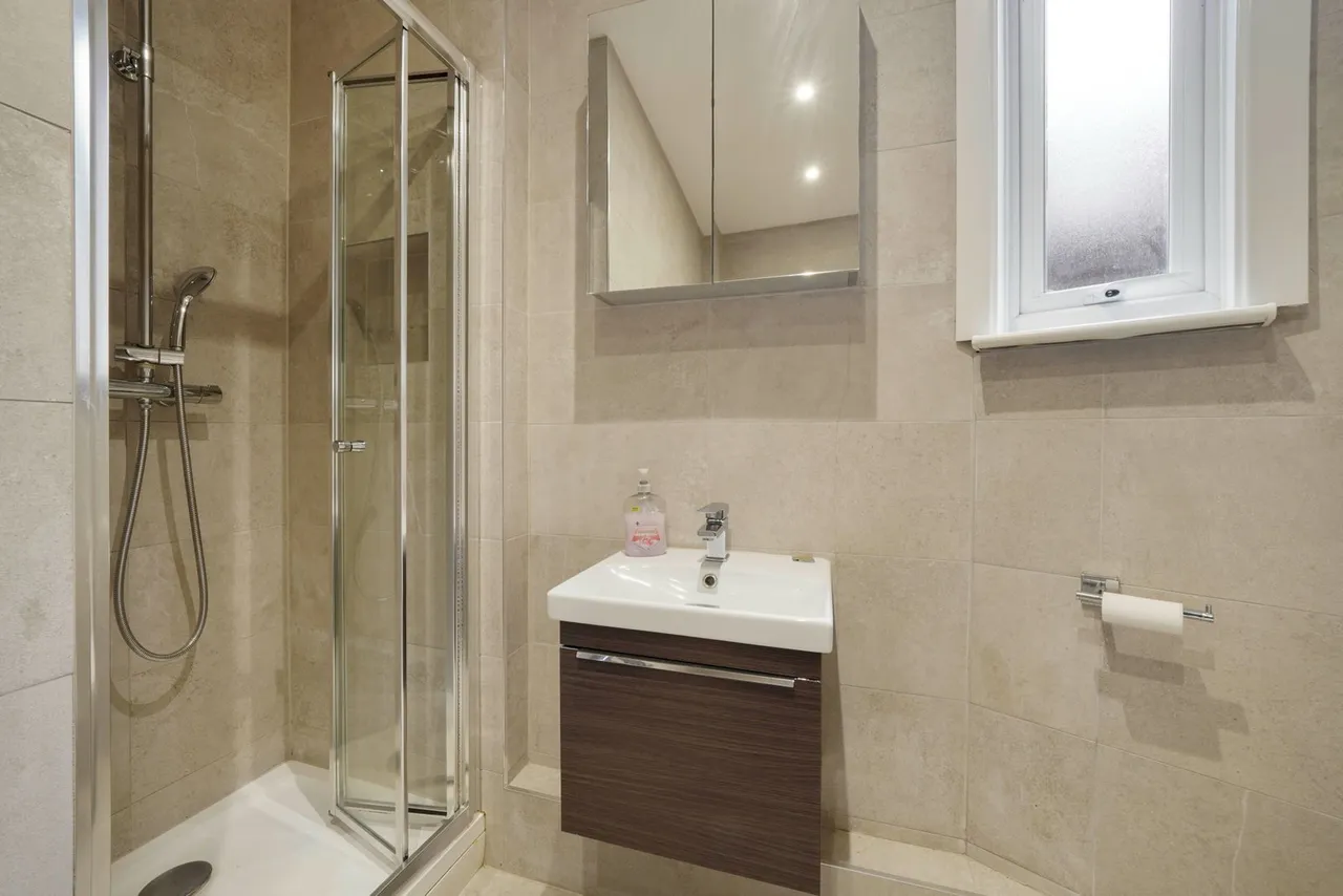 Heber Road, London, NW2 6AA, photo 11