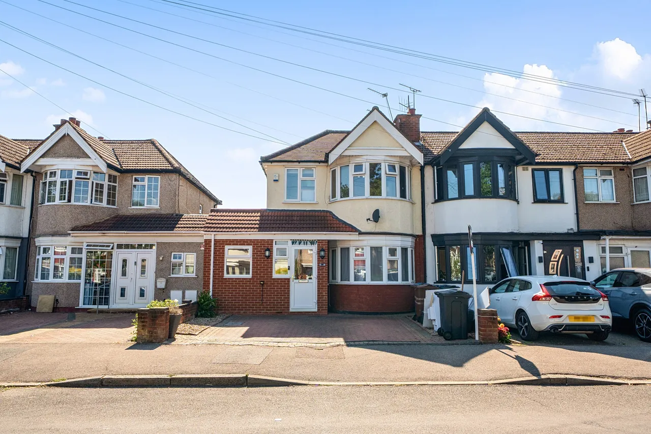 5 bed house for sale, Ravenswood Crescent, Harrow, HA2