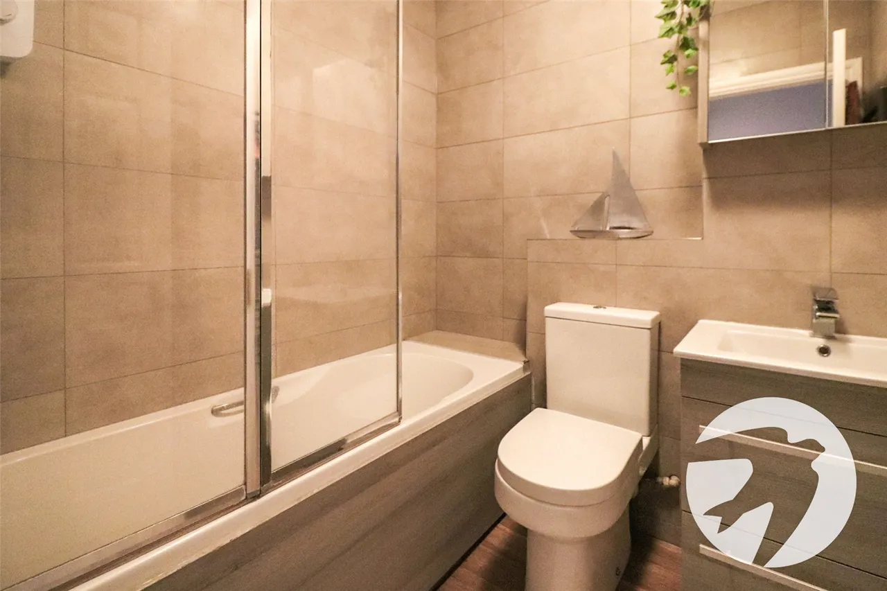 Chandlers Drive, Erith, DA8, photo 10