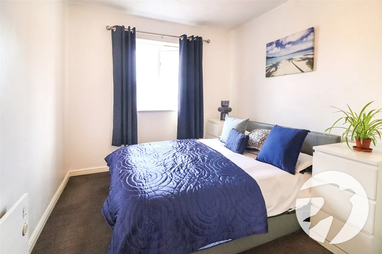 Chandlers Drive, Erith, DA8, photo 9