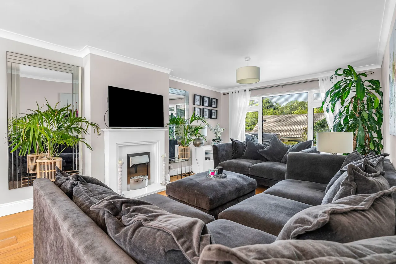 High Oak Road, Ware, SG12 7NZ, photo 4
