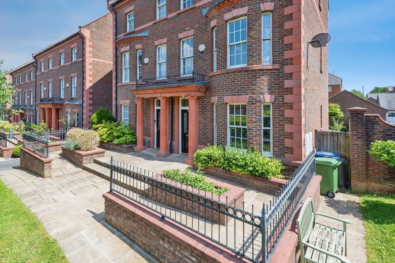 Pewterspear Green Road, Appleton, Warrington, Cheshire, WA4, photo 26