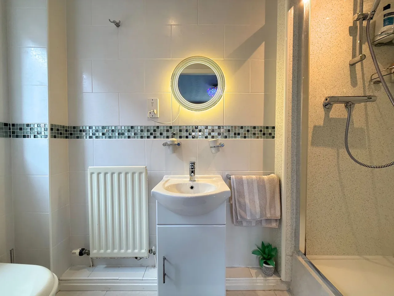 Charleston Close, Sale, photo 14