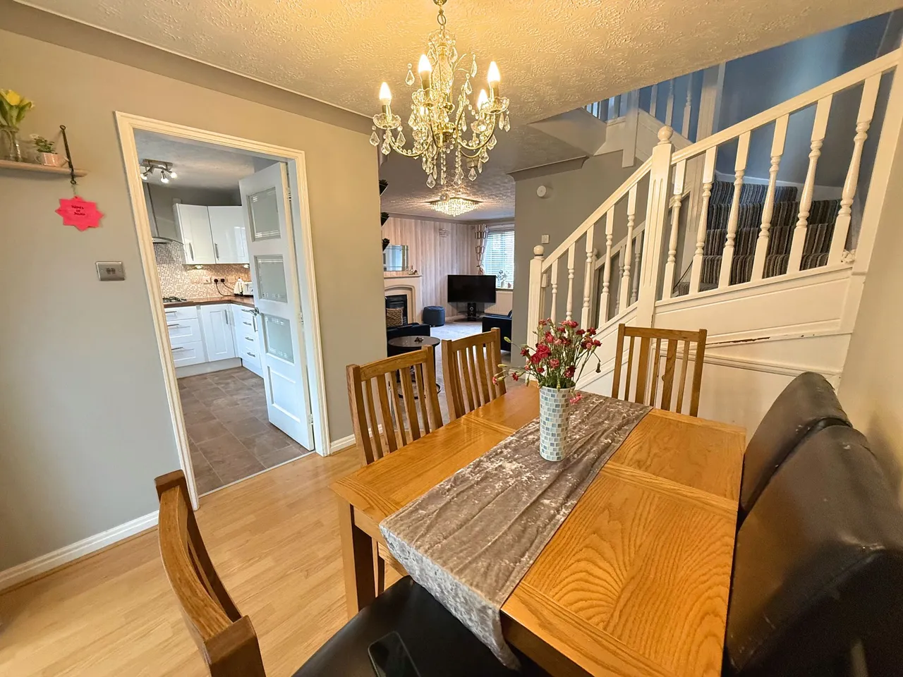 Charleston Close, Sale, photo 6