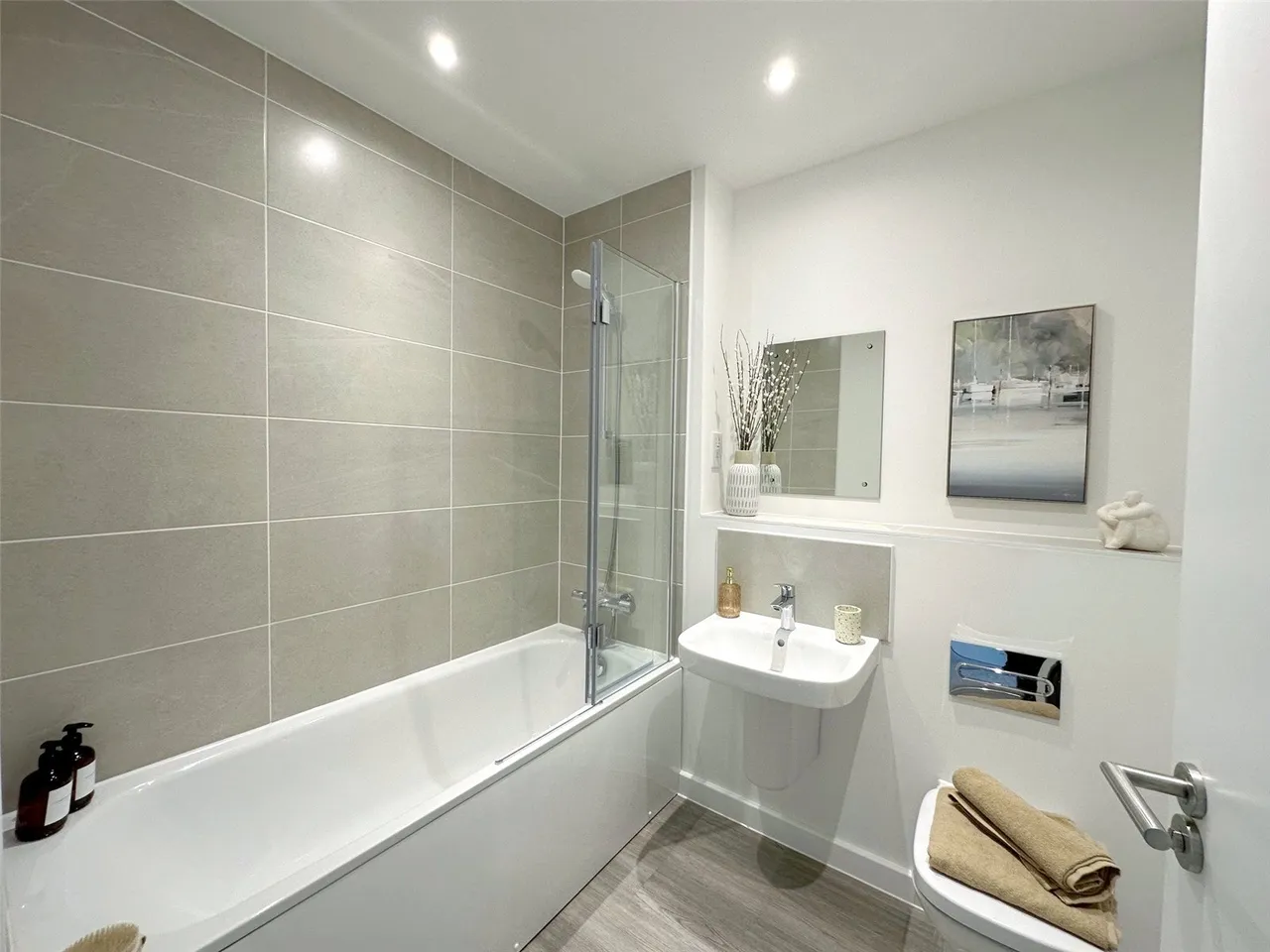 Spinner Avenue, Cranleigh, GU6, photo 5