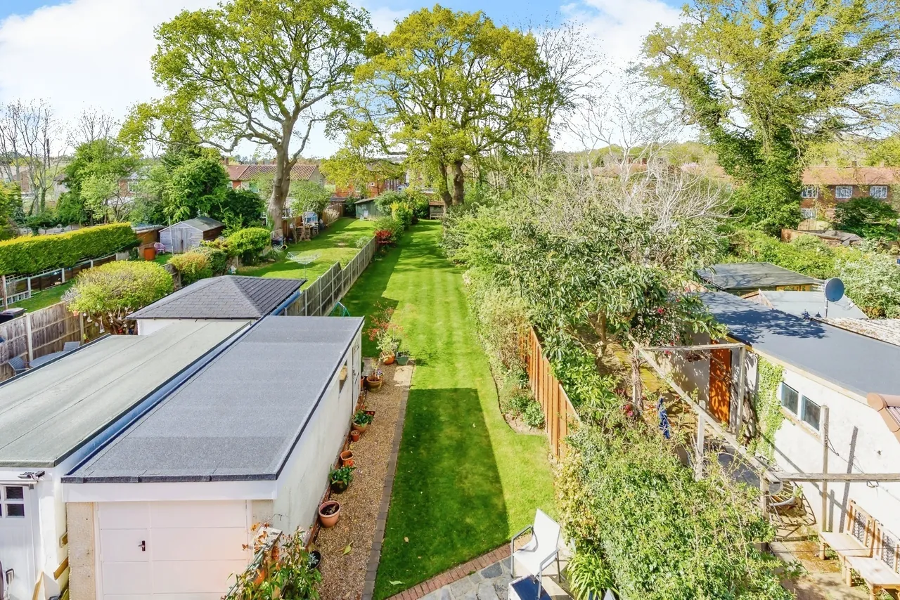 Harewood Gardens, Sanderstead, South Croydon, Surrey, CR2, photo 9