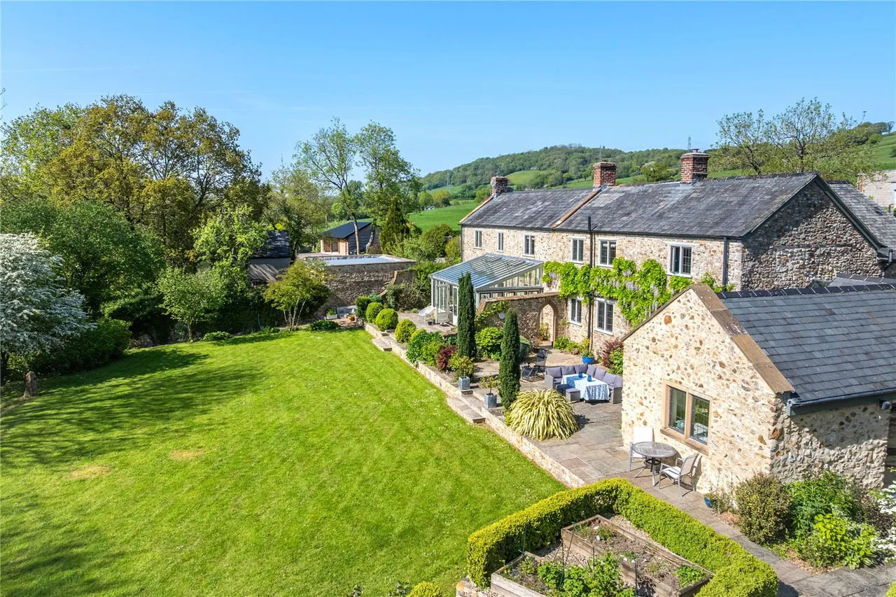 4 bed house for sale — Lower Lane, Dalwood, Axminster, Devon, EX13 7EE