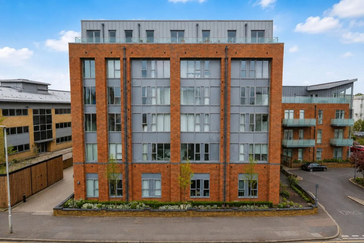 1 bed flat for sale, Bridge Road East Welwyn Garden City, AL7