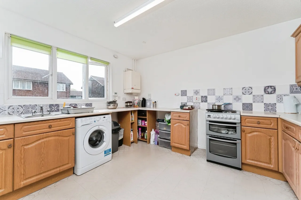 Nimbus Way, Newmarket, CB8, photo 3