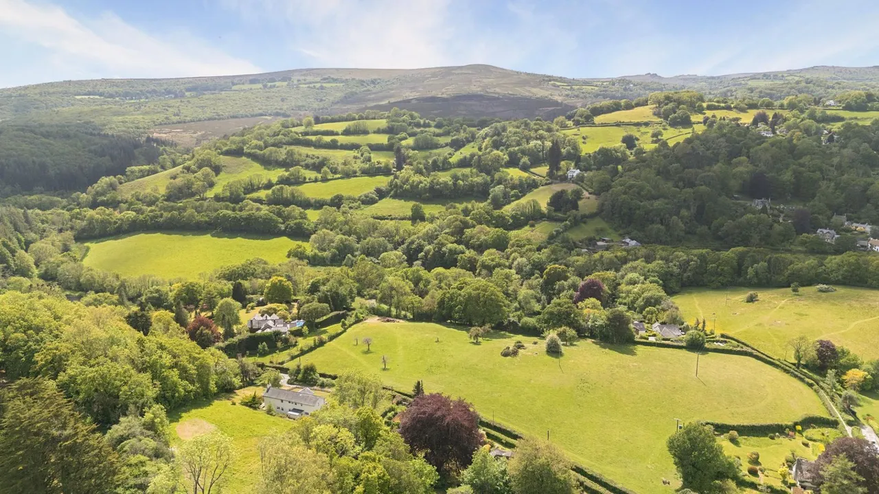 Lustleigh, Newton Abbot, TQ13, photo 3