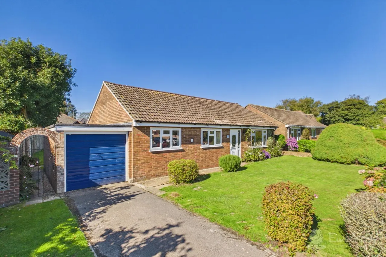 Elizabeth Drive, Capel-Le-Ferne, CT18, photo 17