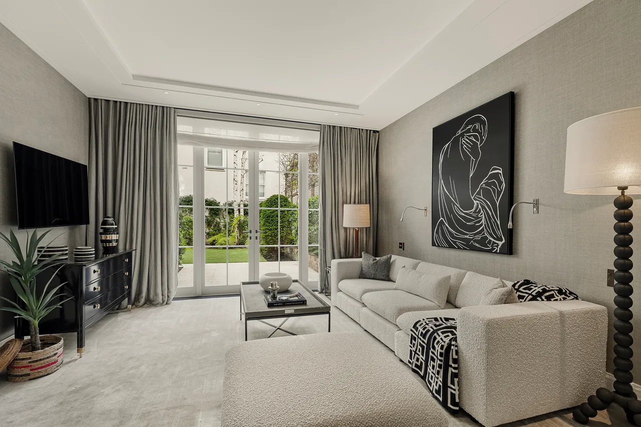 Eaton Square, Belgravia, London, photo 10