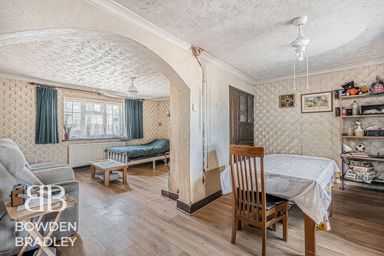 Crossbow Road, Chigwell, IG7, photo 3