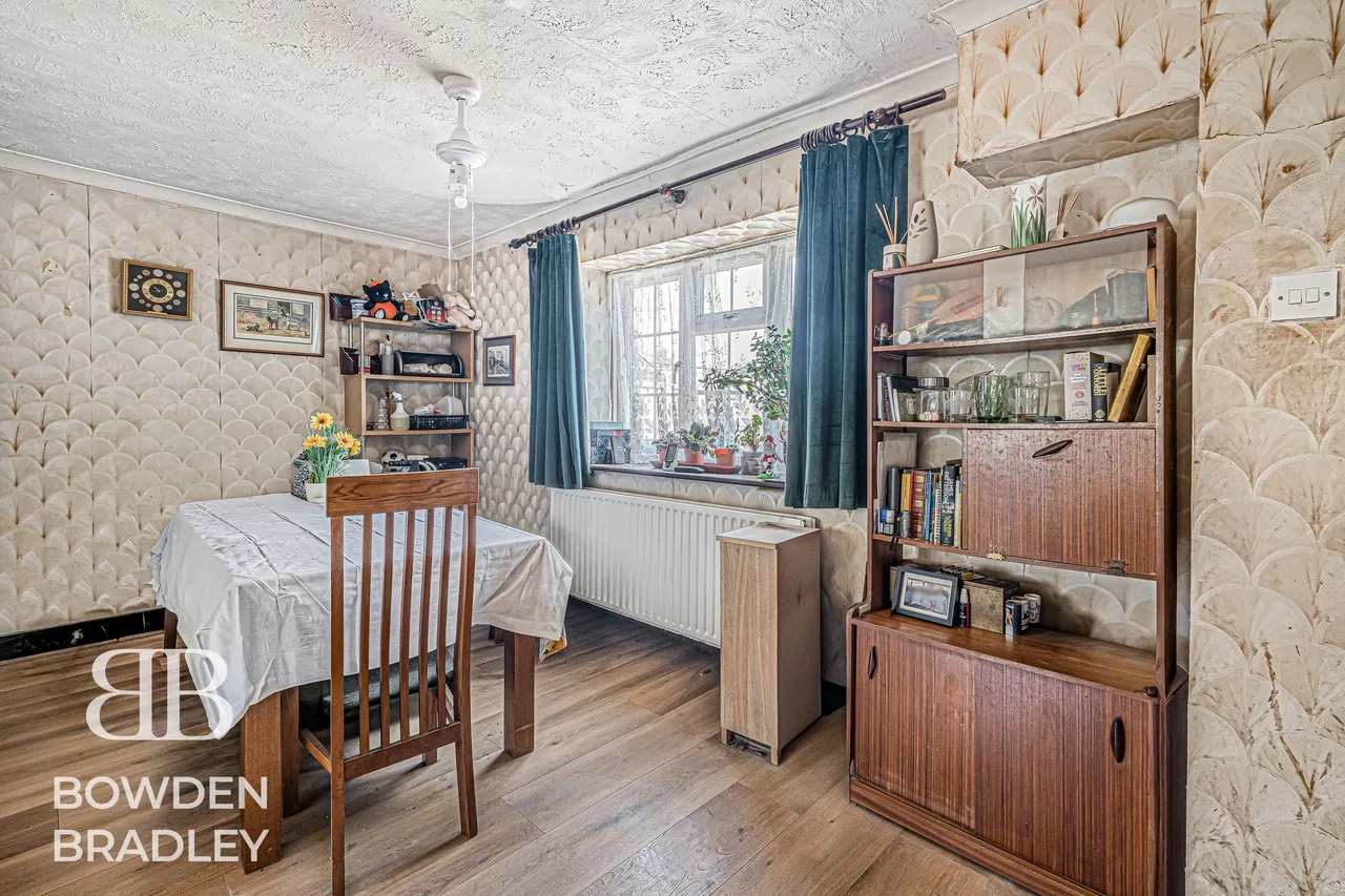 Crossbow Road, Chigwell, IG7, photo 5