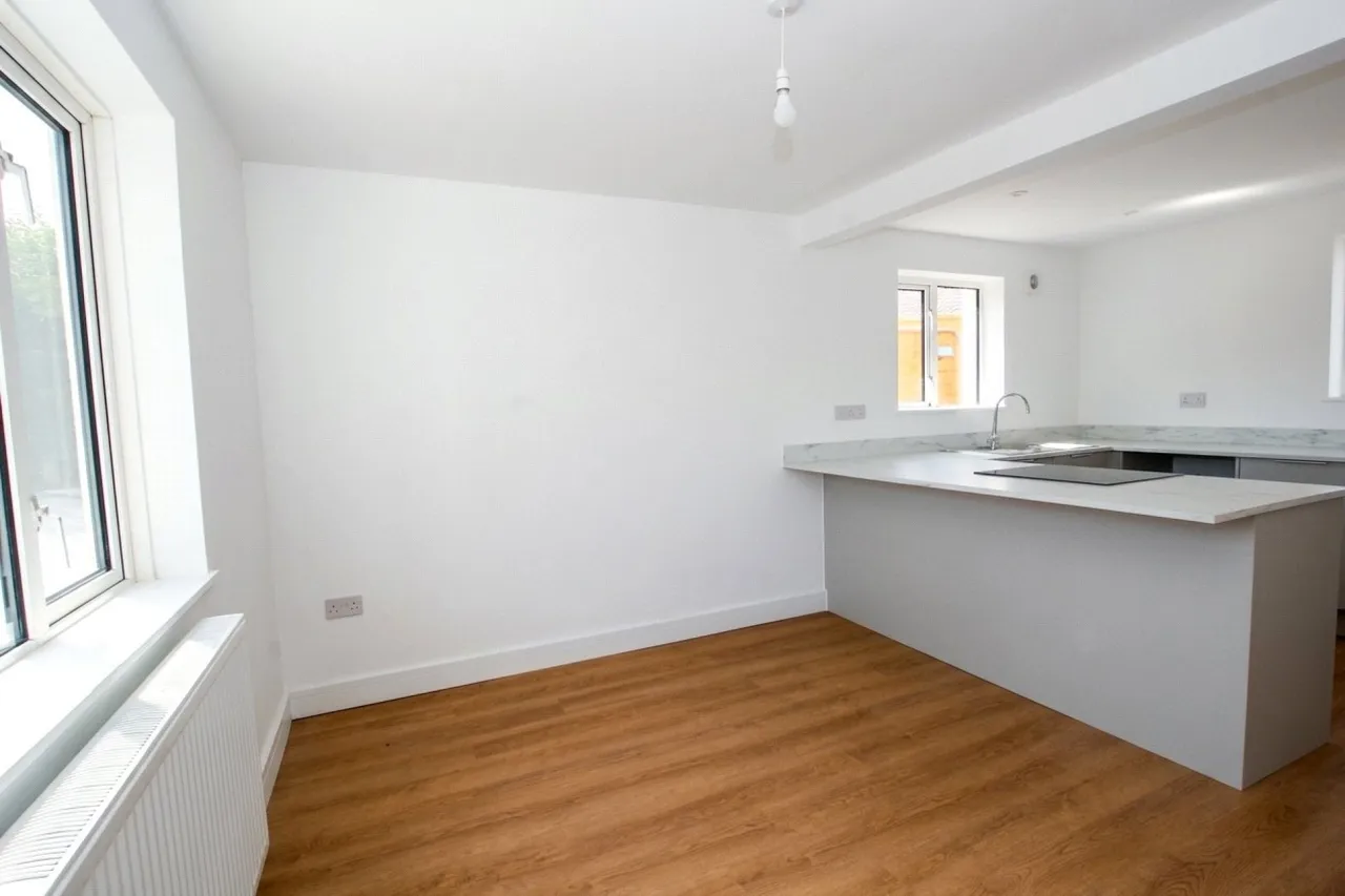 Grenville Avenue, Locking, BS24, photo 14