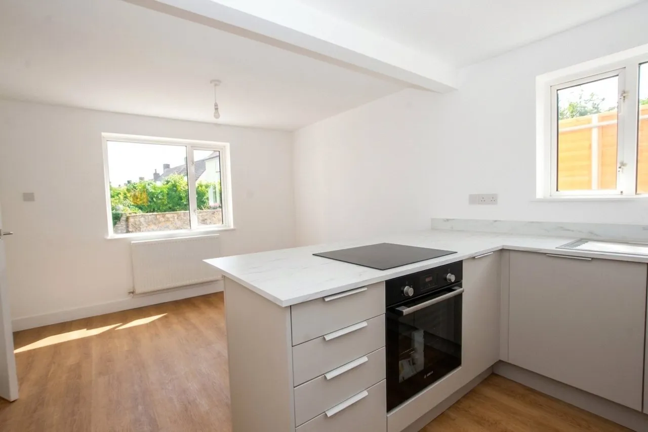 Grenville Avenue, Locking, BS24, photo 3