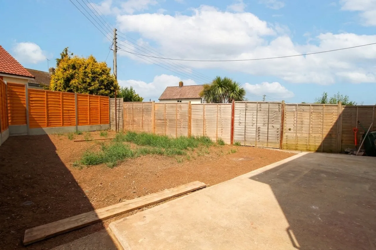 Grenville Avenue, Locking, BS24, photo 18