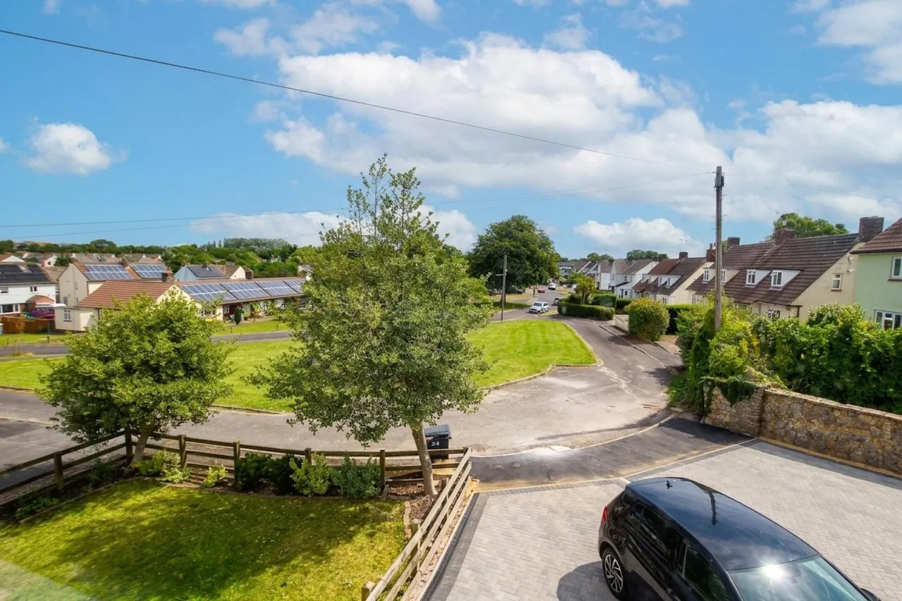 Grenville Avenue, Locking, BS24, photo 6