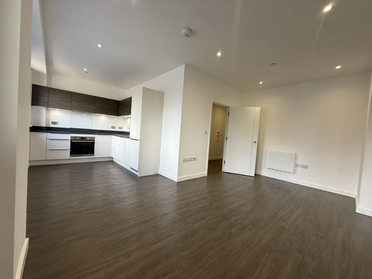 1394-1400 High road, London, photo 4
