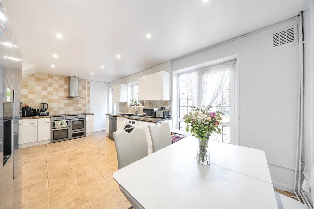 Barnfield Avenue, Mitcham, CR4 1DN, photo 8