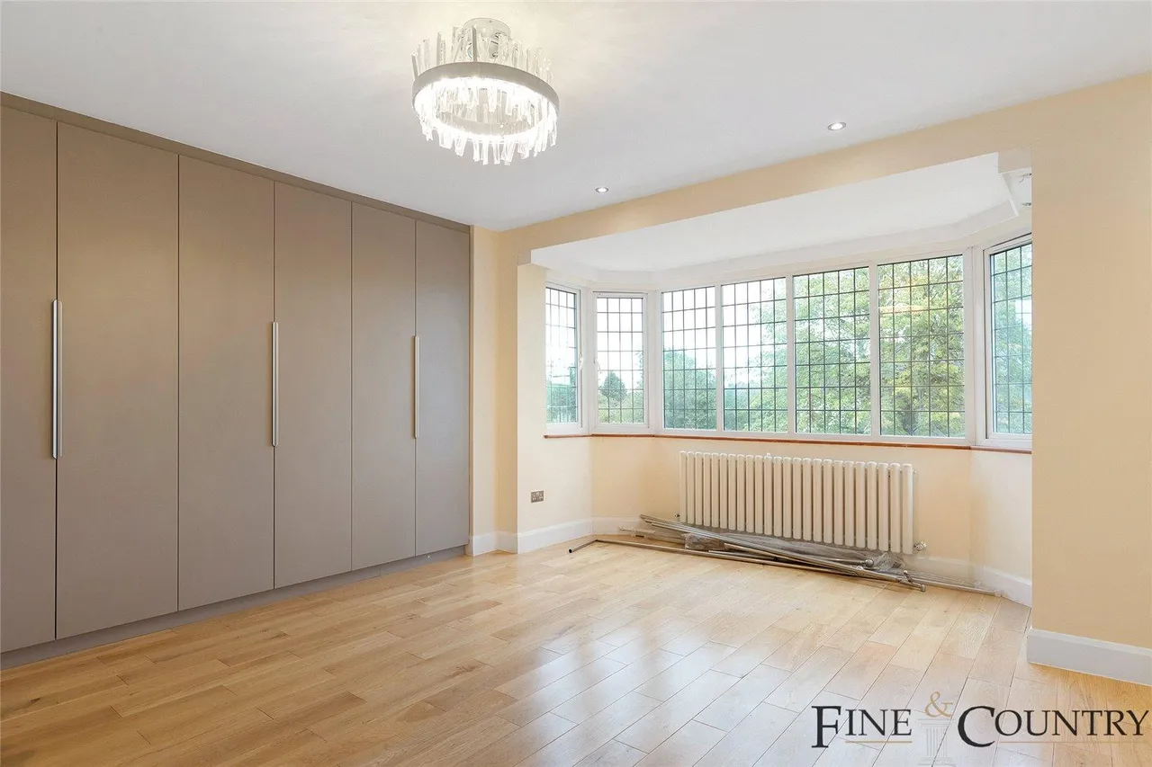 Sidmouth Road, London, photo 13