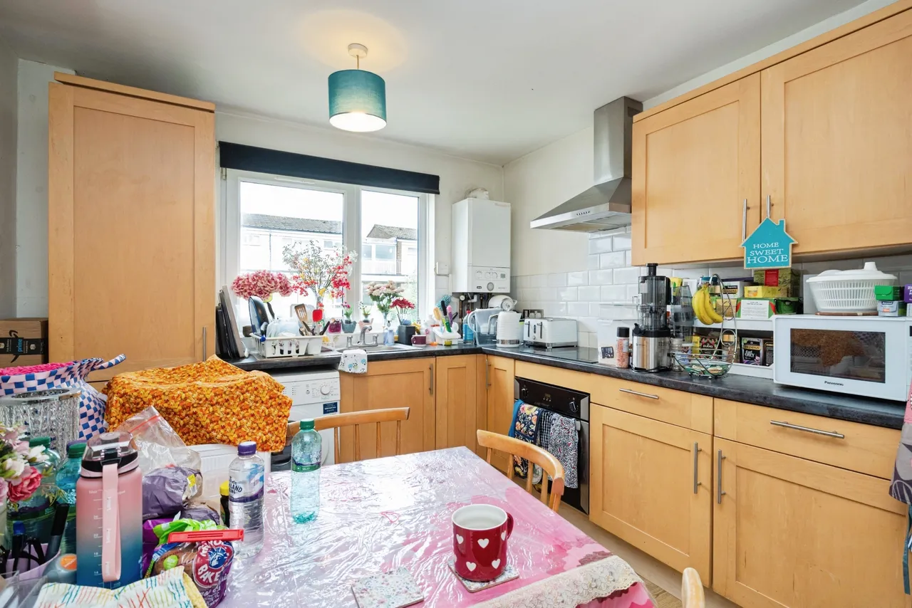 Carroll Close, London, E15, photo 7