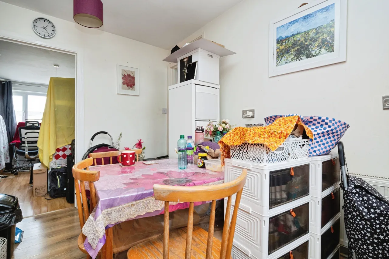 Carroll Close, London, E15, photo 9