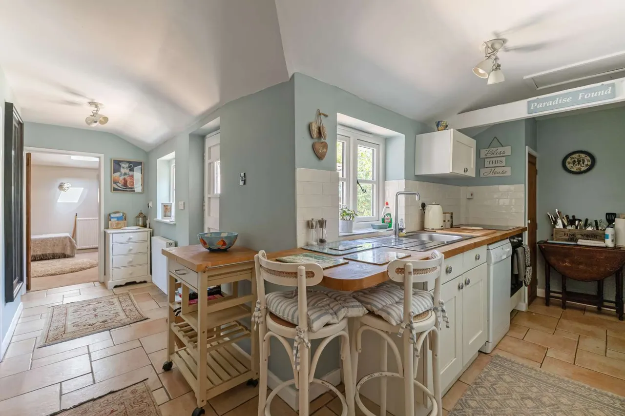 Notton Park, Lacock, SN15, photo 20